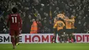 Pemain Wolverhampton Wanderers merayakan gol yang dicetak oleh Raul Jimenez ke gawang Liverpool pada laga Premier League di Stadion Molineux, Kamis (23/01/2020). Liverpool menang dengan skor 2-1. (AP/Rui Vieira)