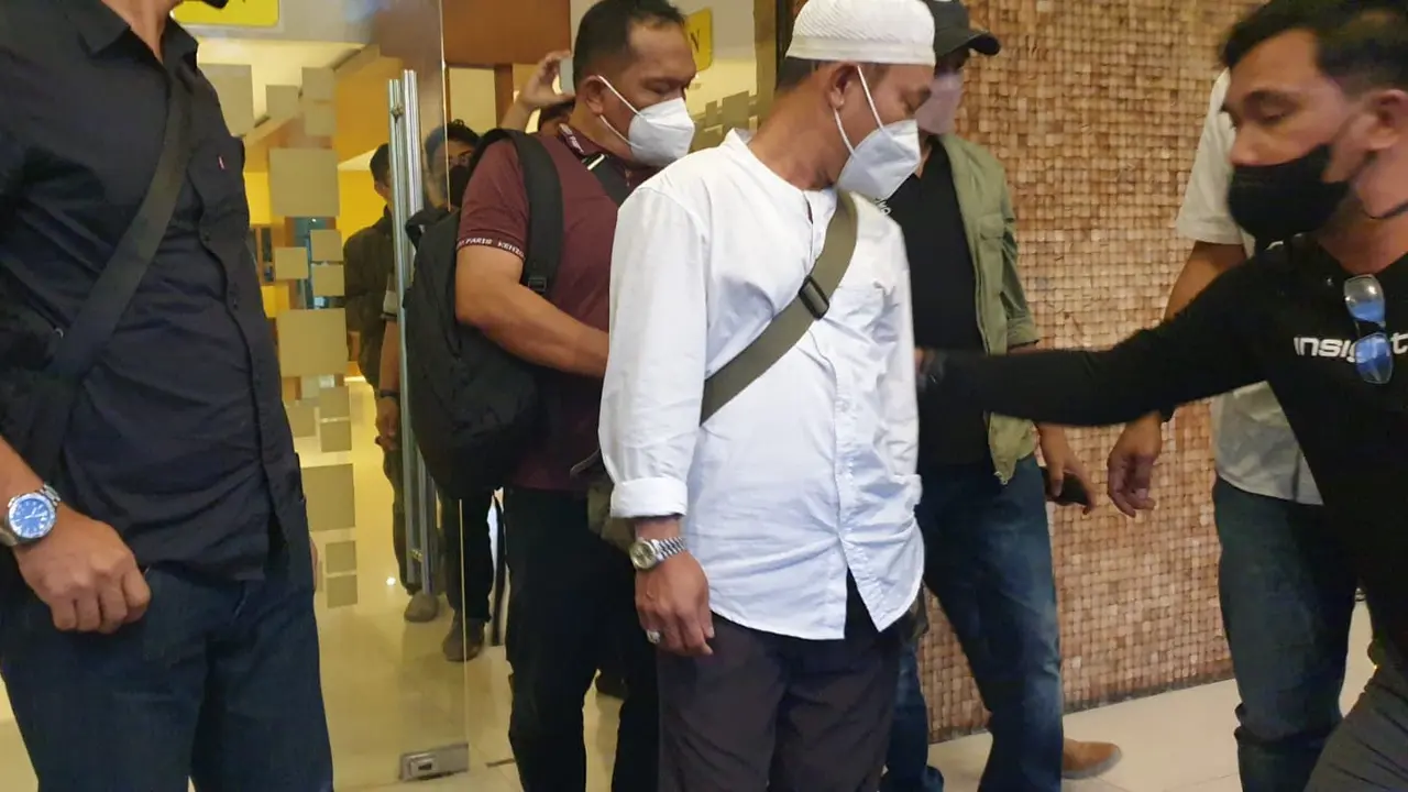 Tim Tabur Kejagung tangkap buronan kasus korupsi pembuatan jalan di Kabupaten Katingan, Kalteng