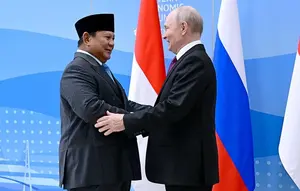 Putin Bertemu Prabowo, Sebut Indonesia Mitra Utama Rusia di Asia Tenggara