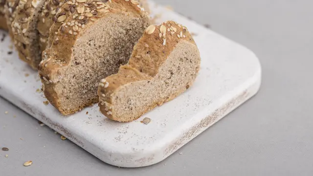 3. Roti Gandum Utuh [Dok/freepik.com]