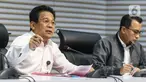 Wakil Ketua KPK Johanis Tanak (kiri) memberikan keterangan terkait penahanan Sekjen Kementerian Pertanian Kasdi Subagyono di Gedung Merah Putih KPK, Jakarta, Rabu (11/10/2023). (Liputan6.com/Angga Yuniar)