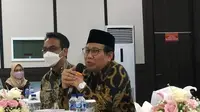Menteri Desa PDTT Abdul Halim Iskandar, dalam acara ngopi bareng Gus Menteri di Kantor Kemendes PDTT, Jakarta (11/8/2022).