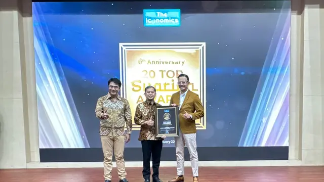 BRI Insurance meraih penghargaan Top Sharia Business Unit - General Insurance dalam 6th Anniversary Indonesia 20 Syariah Awards. (Dok BRI Insurance)