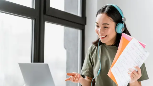 Cara mengirim tugas lewat email (Foto: freepik)