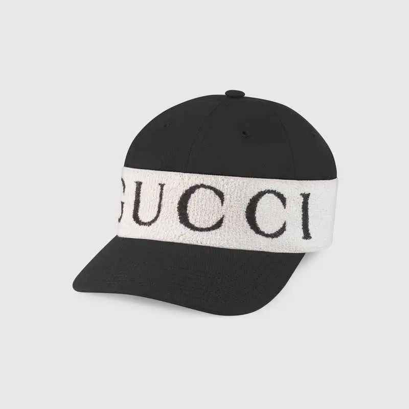 Baseball hat with Gucci headband Rp 5.874.000. (Image: Gucci.com)