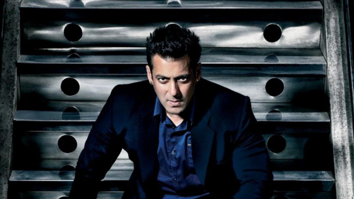 Salman Khan Ngamuk Terus Dibandingkan dengan Shah Rukh Khan - ShowBiz