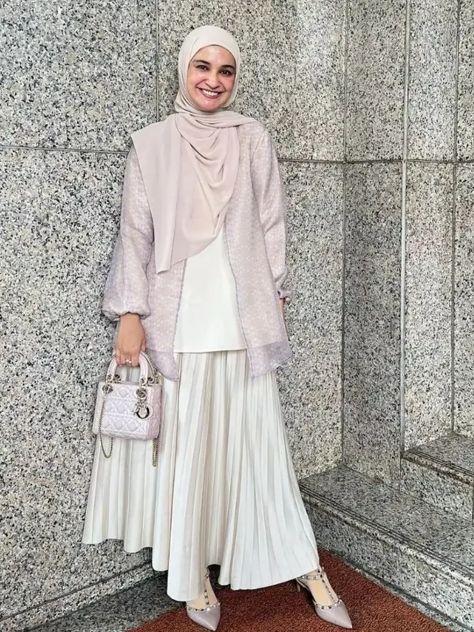 Shireen Sungkar di akikah anak Ryana Dea (Instagram/shireensungkar)