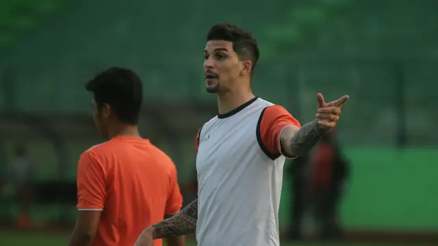 Pemain Arema FC, Arthur Cunha