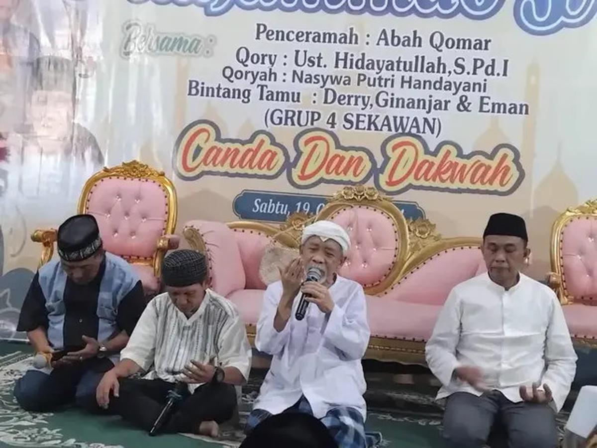 7 Potret Nurul Qomar dengan Grup 4 Sekawan, Foto Lawas Penuh Kenangan