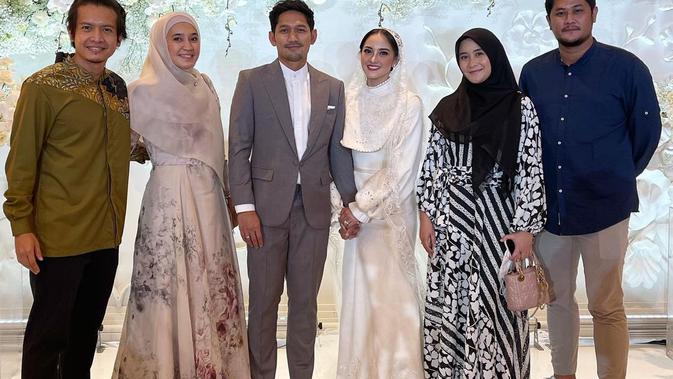 Momen Pernikahan Ibnu Jamil dan Ririn Ekawati. (Sumber: Instagram.com/dimasseto_1)