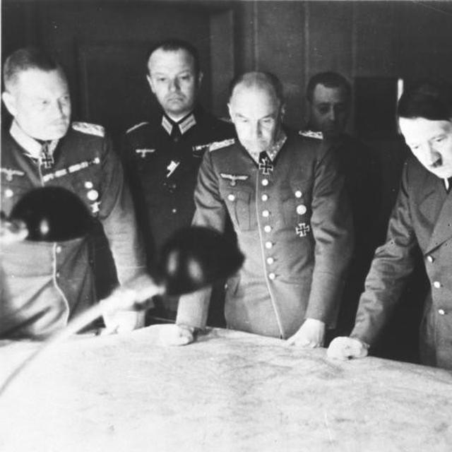 5 Teori Gila Soal Adolf Hitler Yang Tak Diketahui Orang Global