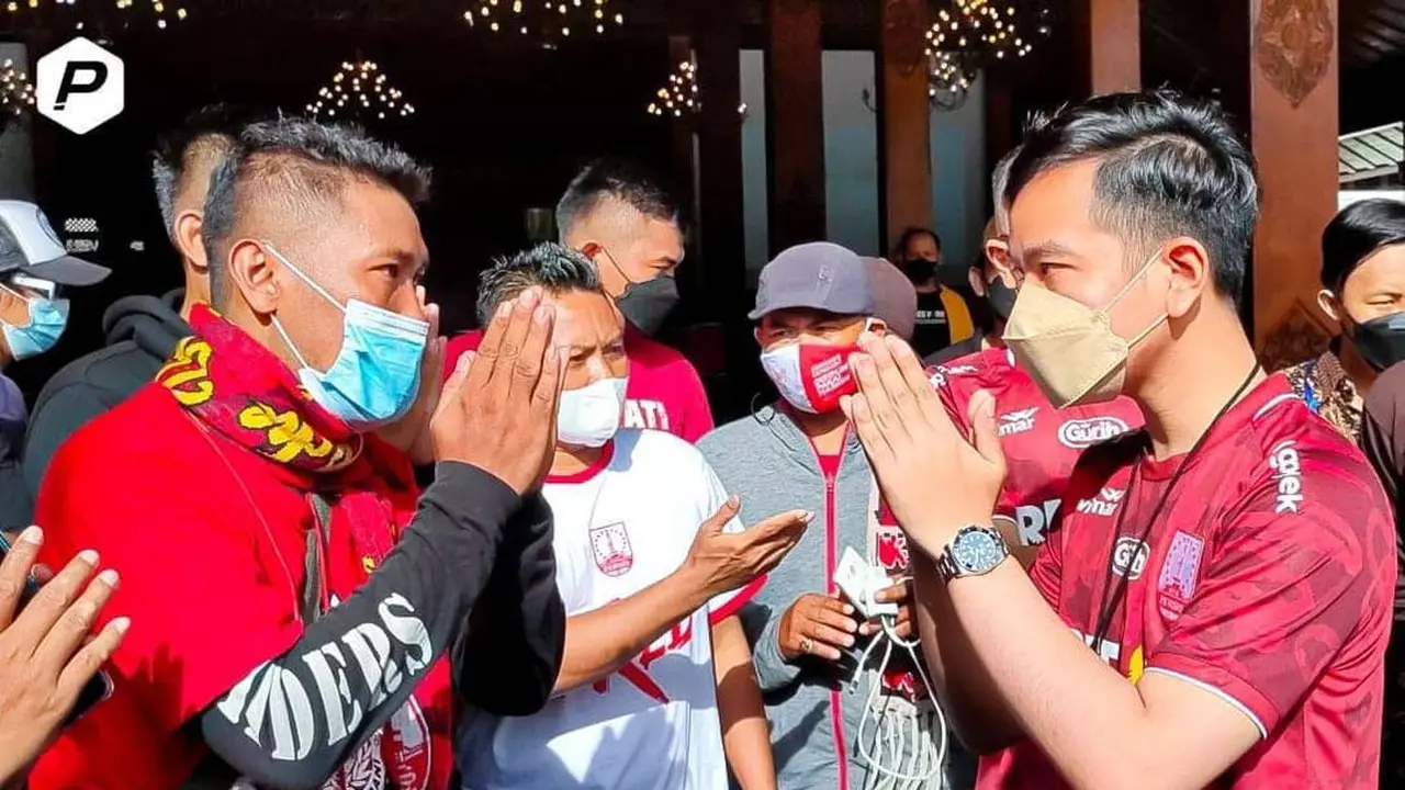 Wali Kota Solo Lepas Suporter Persis Solo Menuju Stadion Pakansari Bogor/Dok Instagram Pasnet