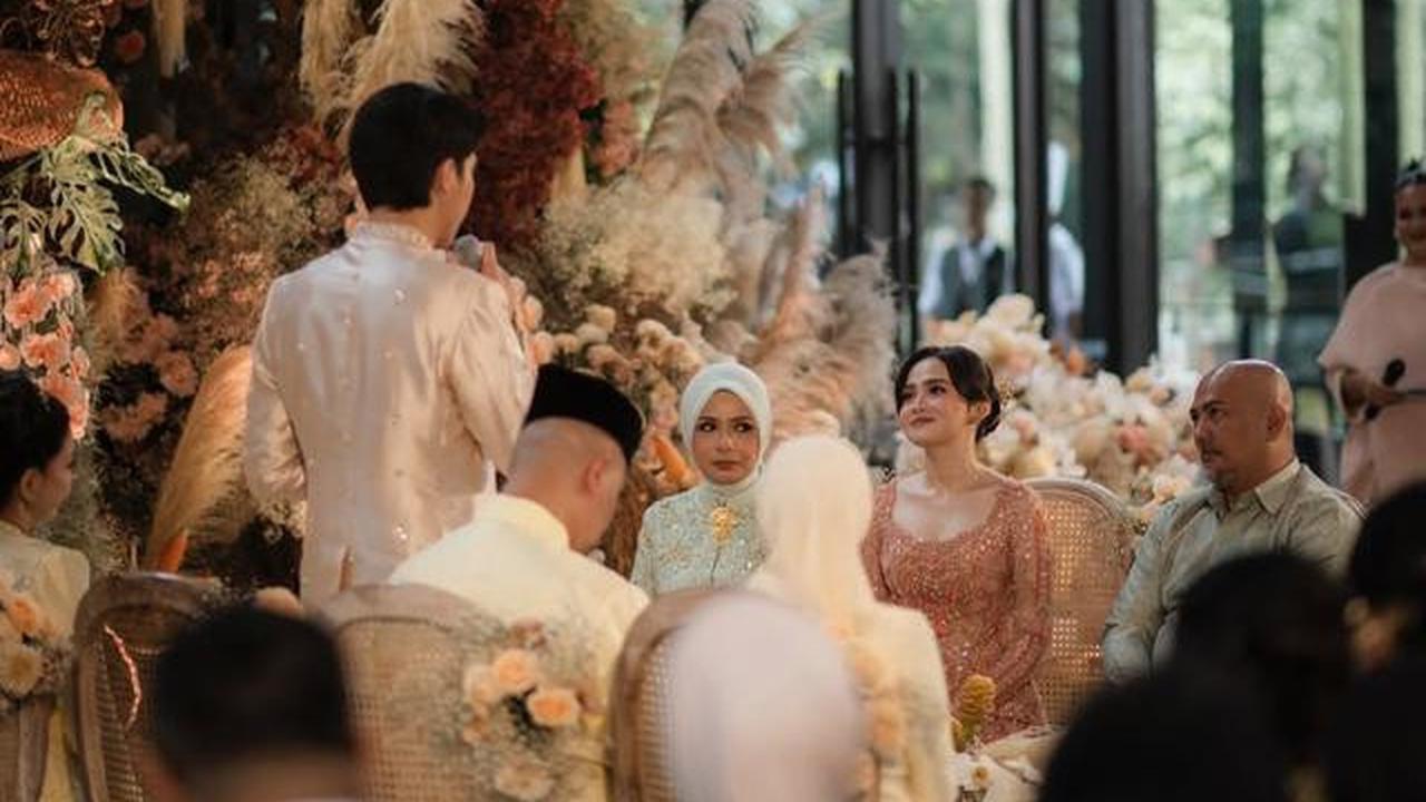 6 Detail Dekorasi Lamaran El Rumi dan Syifa Hadju, Unik dengan Caping Mirip Janur