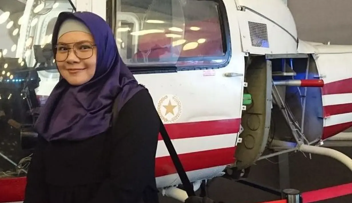 Tere memutuskan menjadi mualaf pada 2001, ia memuluk Islam setelah mendapat hidayah melalui mimpi. (Foto: instagram.com/teretorial)