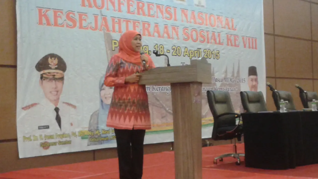 Cara Menteri Khofifah Minimalisir TKI Bermasalah
