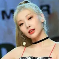 Pernah akan debut bersama BLACKPINK, berikut fakta-fakta Jinny Park Secret Number. (Pinterest)