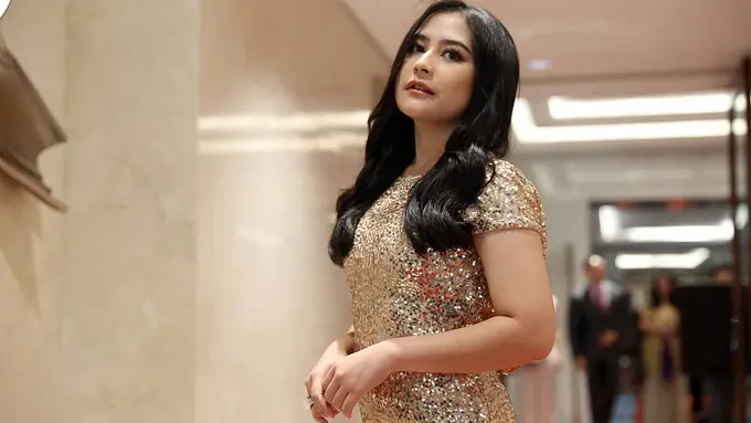 [Bintang] Prilly Latuconsina