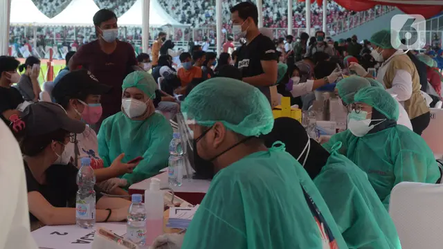 Vaksinasi Massal Anak Usia 12-17 Tahun di GBK