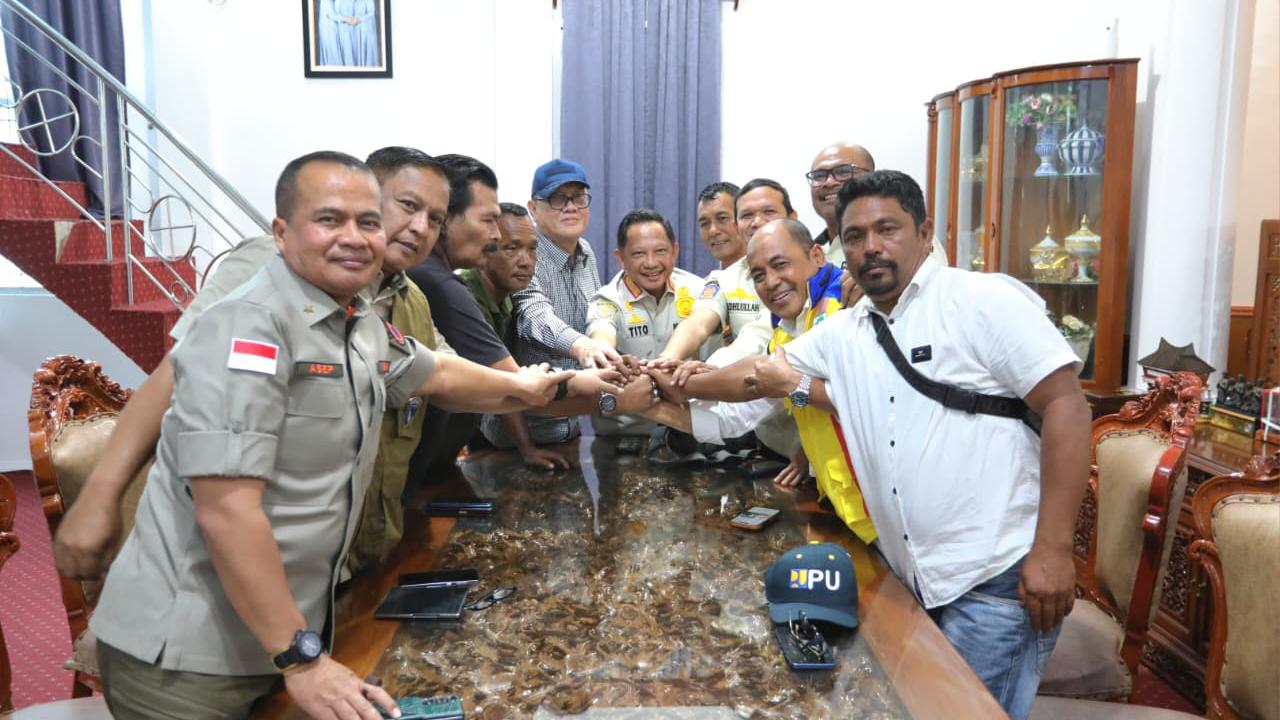 Rapat Koordinasi (Rakor) Percepatan Rehabilitasi dan Rekonstruksi Pemulihan Pascabencana Hidrometeorologi yang berlangsung di Aula Pendopo Bupati Bener Meriah (dok. Kemendagri)