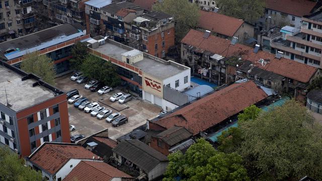 Bangkit dari Corona, Toko-Toko di Wuhan Mulai Buka Lagi