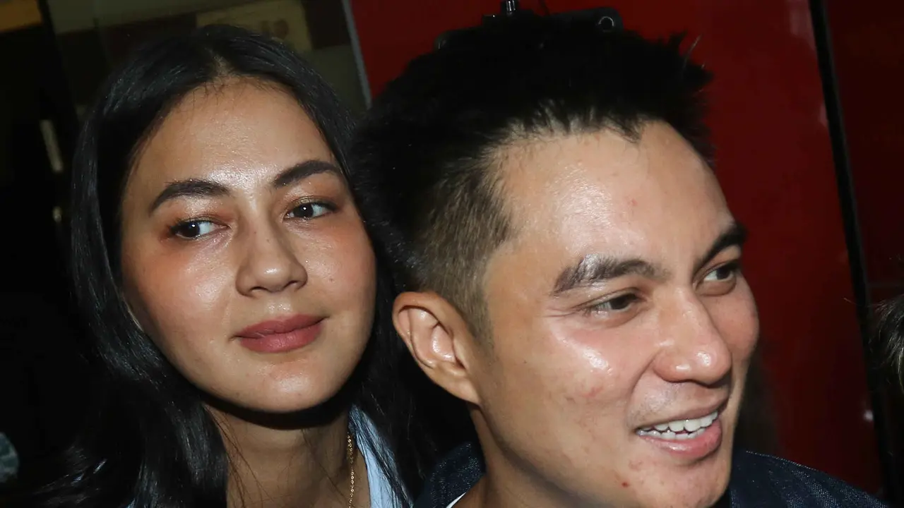 Ekspresi Baim Wong dan Paula Verhoeven Usai Diperiksa Kasus Prank KDRT
