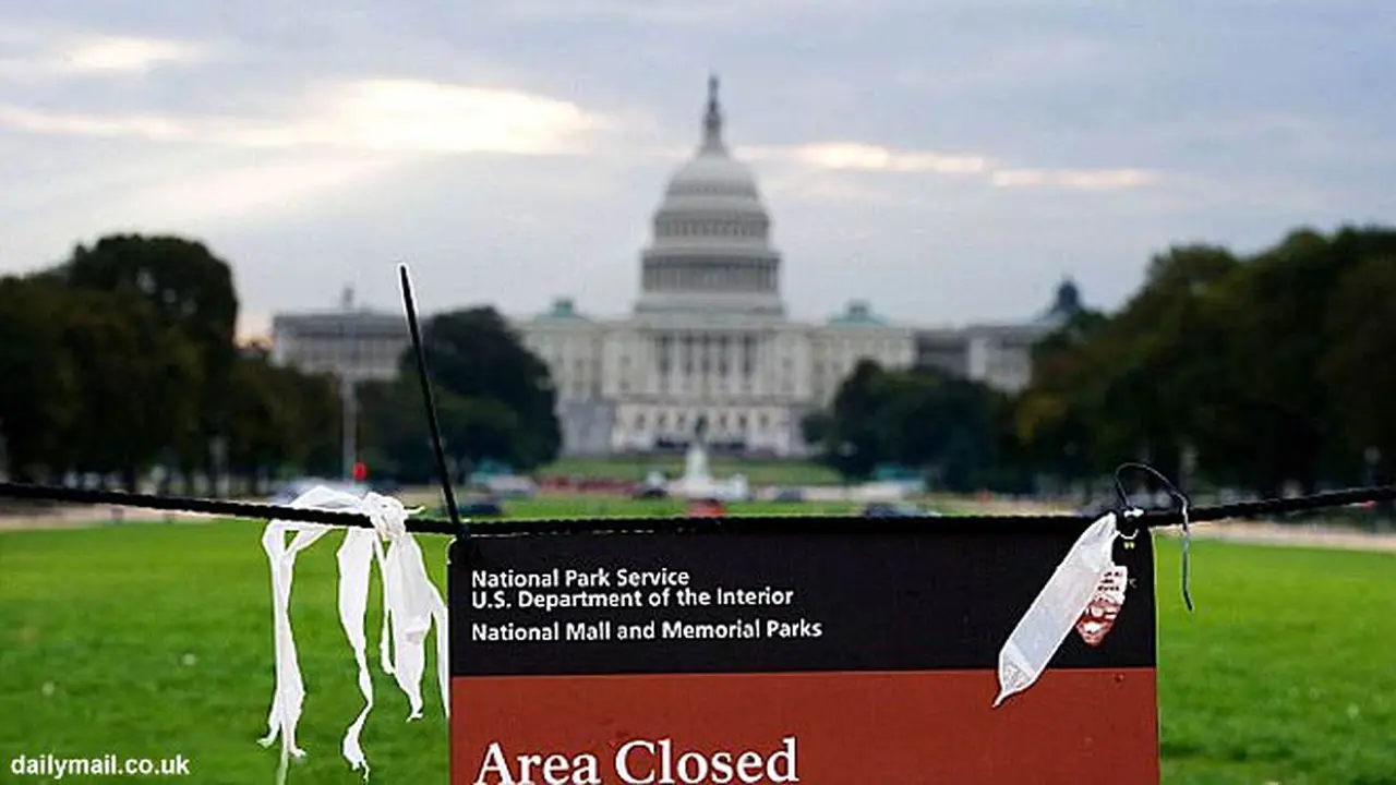 shutdown-as-131003b.jpg