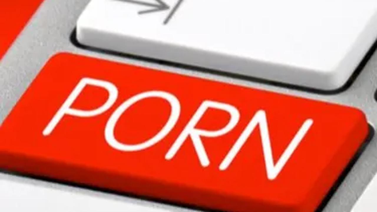 Berkas Sutradara hingga Satu Pemeran Film Porno Diproduksi di Jaksel Dilimpahkan Polisi ke Jaksa