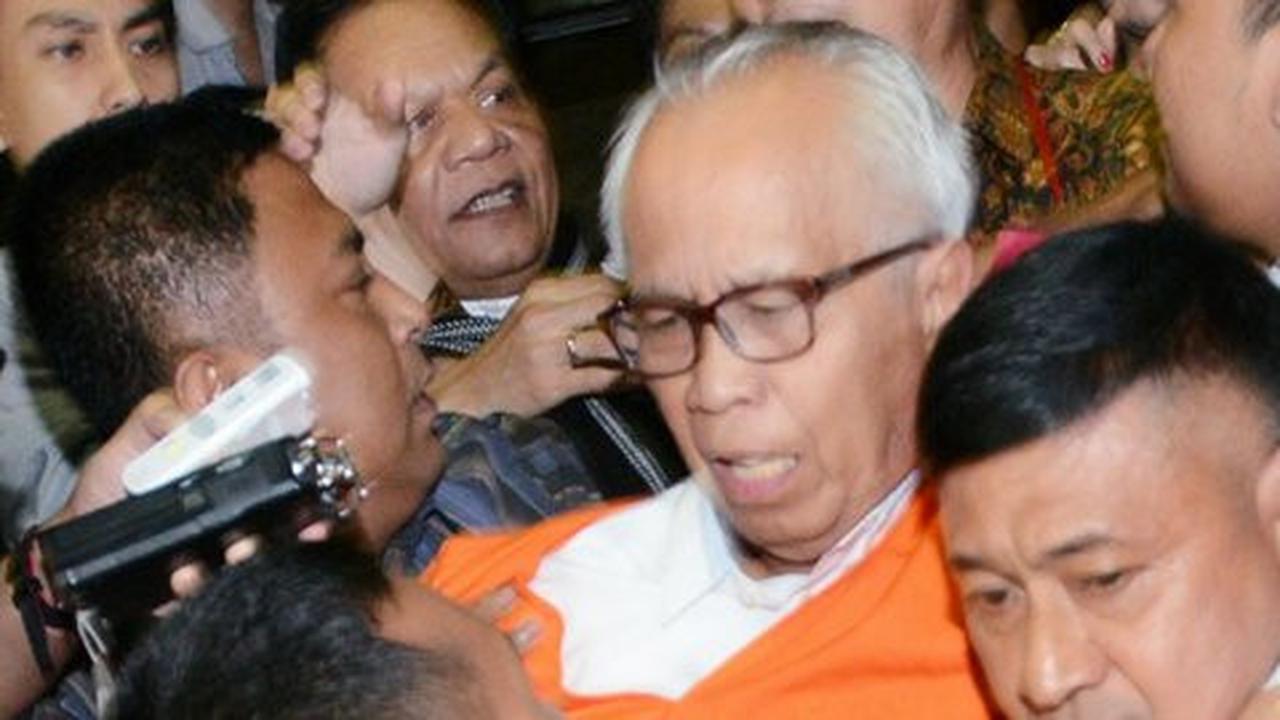 Pihak Kaligis tuduh penyidik KPK buka dokumen pribadi saat geledah