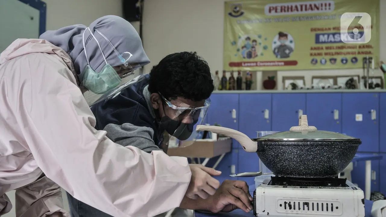 Semangat Mahasiswa Disabilitas Ikuti Kelas Terapi Wirausaha