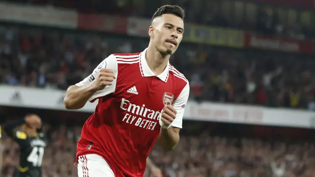 Gabriel Jesus dan Martinelli Bawa Arsenal Menang Tipis Atas Aston Villa