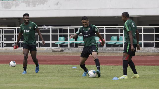 Apa Itu Gps Sport Vest Teknologi Yang Dipakai Pemain Timnas Indonesia Bola Liputan6 Com