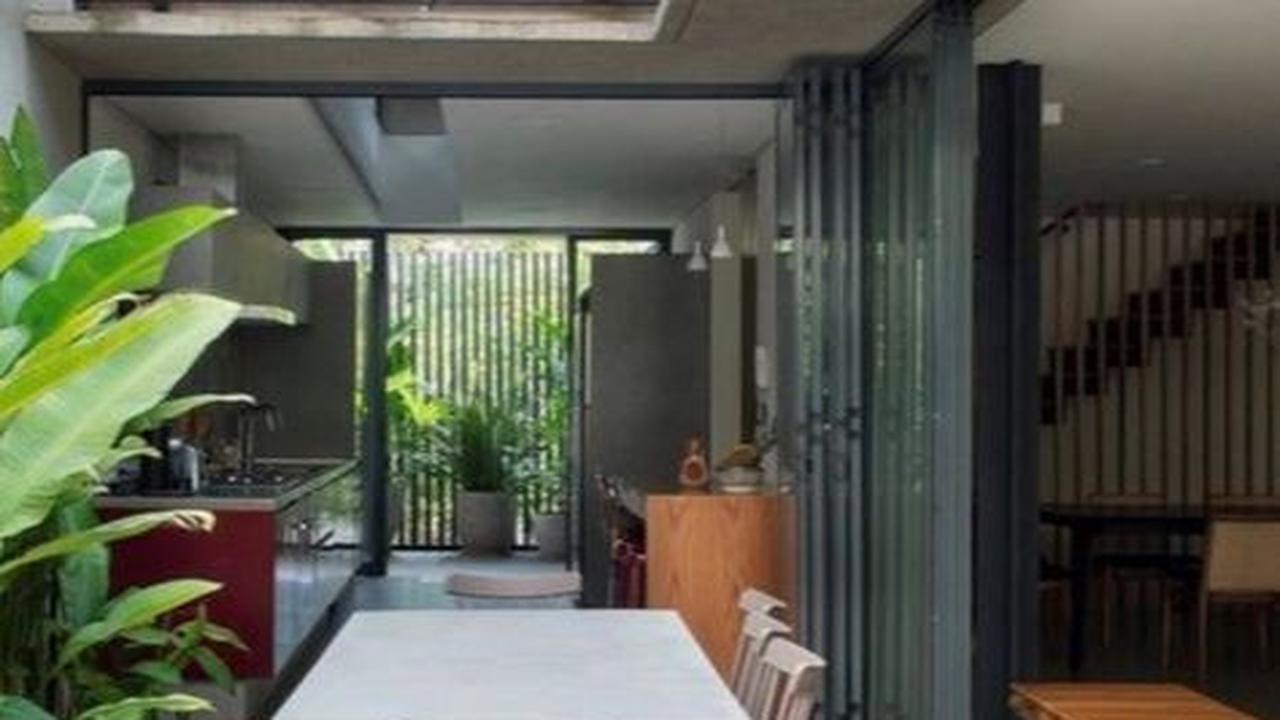 Ruang Makan Semi Outdoor Modern