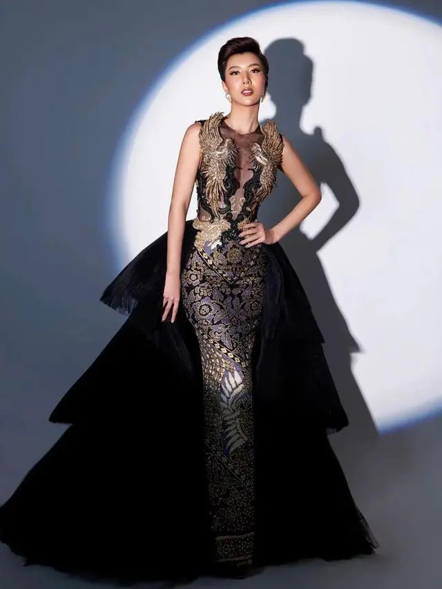 10 Pesona Nadia Tjoa, Wakil Indonesia Raih Mahkota Miss Face of Humanity 2022