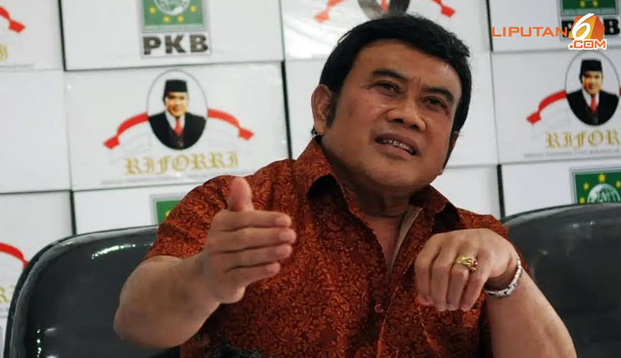 Raja Dangdut ini menjadikan politik sebagai seni suara untuk mencapai kekuasaan yang diperuntukkan bagi kesejahteraan rakyat (Liputan6.com/Helmi Fithriansyah)
