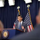 The Fed Tahan Suku Bunga, Tapi Bukan Keputusan Bulat