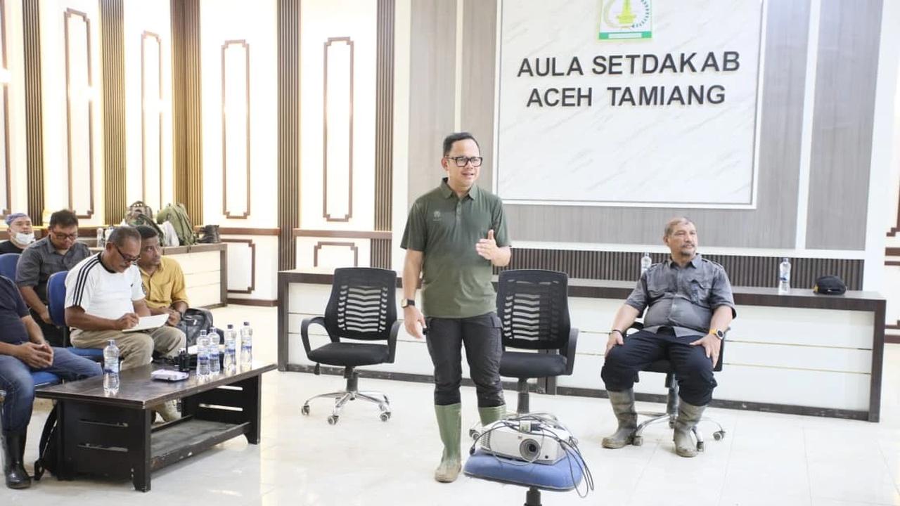 Wamendagri Bima Tinjau Aceh Tamiang