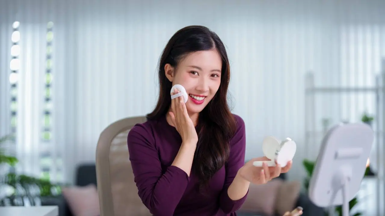 Pilihan Cushion Wardah Terpopuler untuk Tampil Fresh saat Kerja hingga Hangout