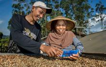 Konsisten Berdayakan UMKM Antar BRI Raih Penghargaan Pilar Sosial Katadata ESG Index Awards 2025