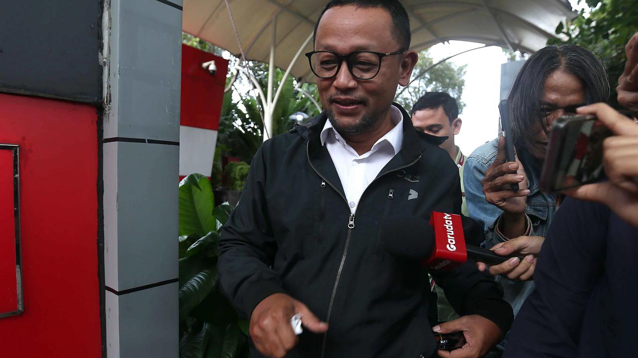 FOTO: KPK Periksa Gus Alex Terkait Dugaan Korupsi Kuota Haji