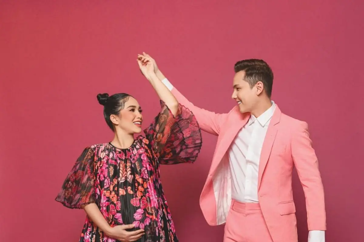 [Fimela] Ussy Sulistiawaty dan Andhika Pratama