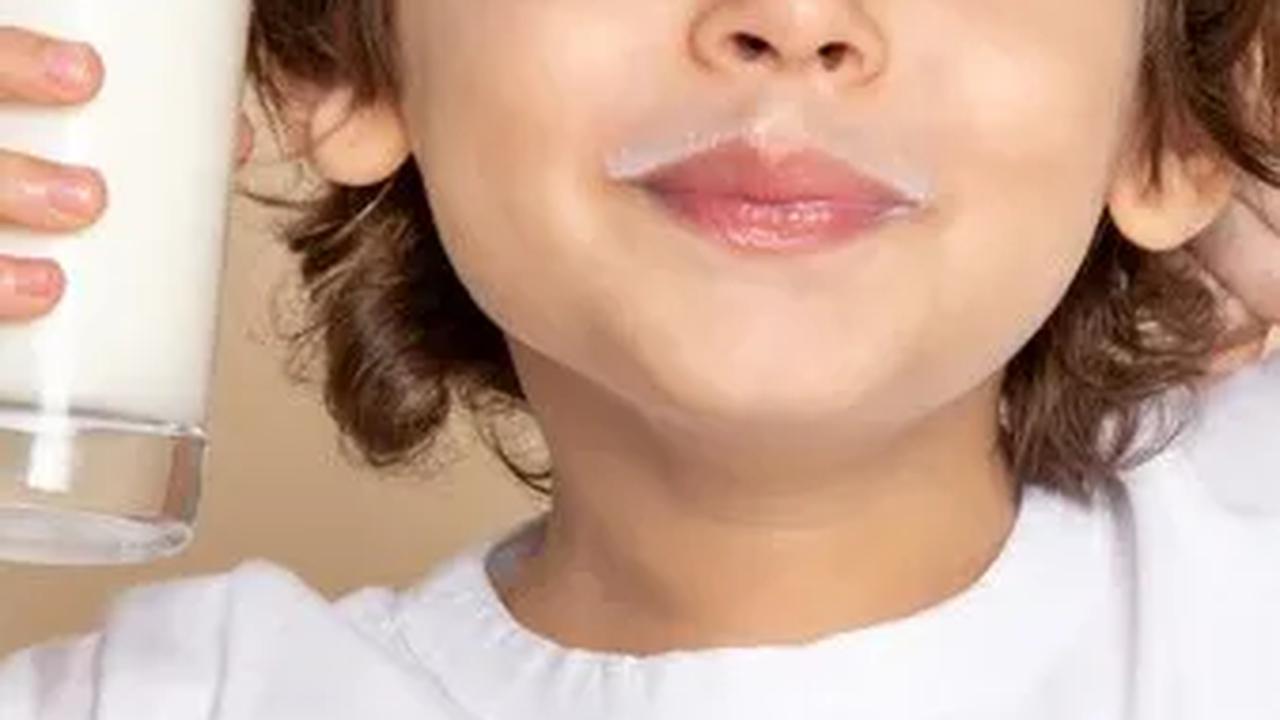 2. Susu: Nutrisi Penting untuk Pertumbuhan