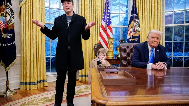 Elon Musk,  X Æ A-Xii, dan Donald Trump di Gedung Putih. (Andrew Harnik / GETTY IMAGES NORTH AMERICA / Getty Images via AFP)
