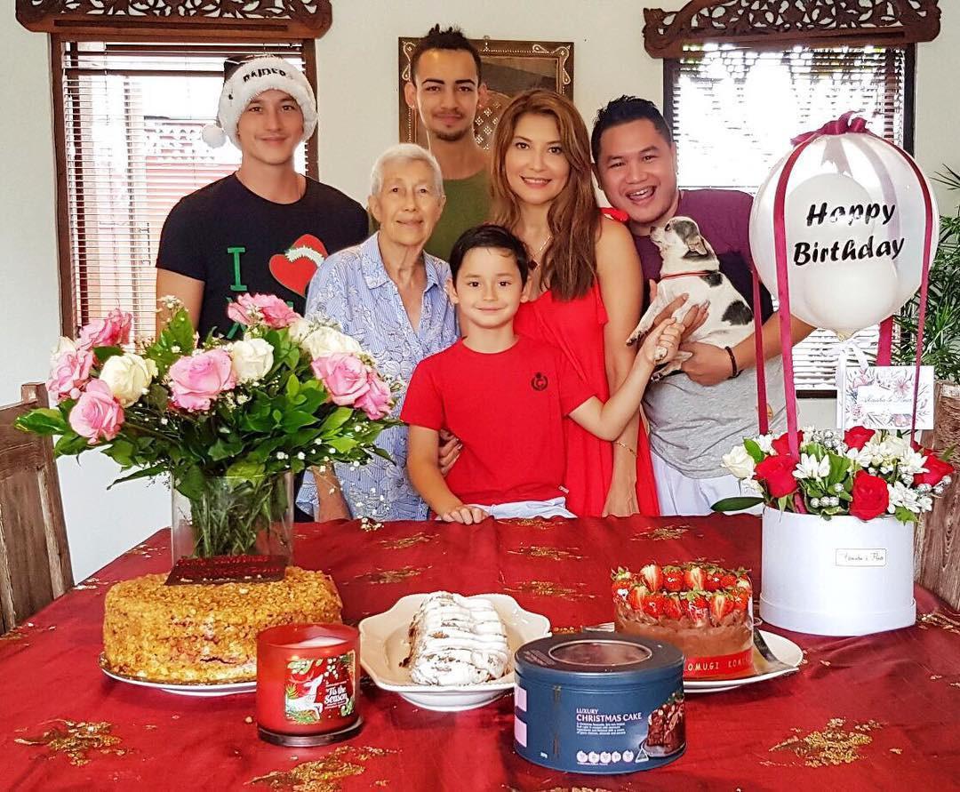 Mike Lewis Beri Kejutan Ultah Tamara Bleszynski di Hari 