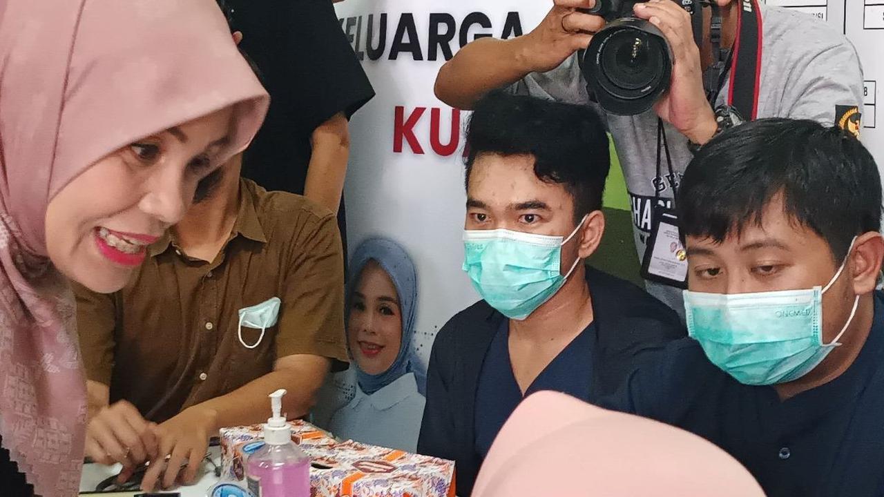 Istri Ganjar Blusukan ke Cengkareng, Berbagi Tips Pencegahan Stunting ke Warga
