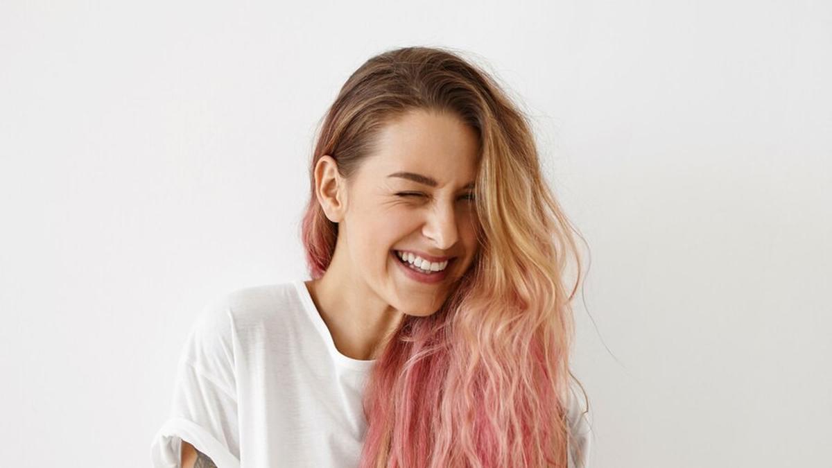 Bikin Wajah Lebih Cerah, Ini Warna Rambut yang Tepat untuk Tampilan yang Lebih Menarik