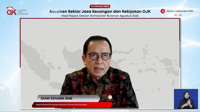 Kepala Eksekutif Pengawas Perbankan OJK, Dian Ediana Rae,  dalam konferensi pers RDKB Agustus, Kamis (4/9/2025). (Liputan6.com/Tira)