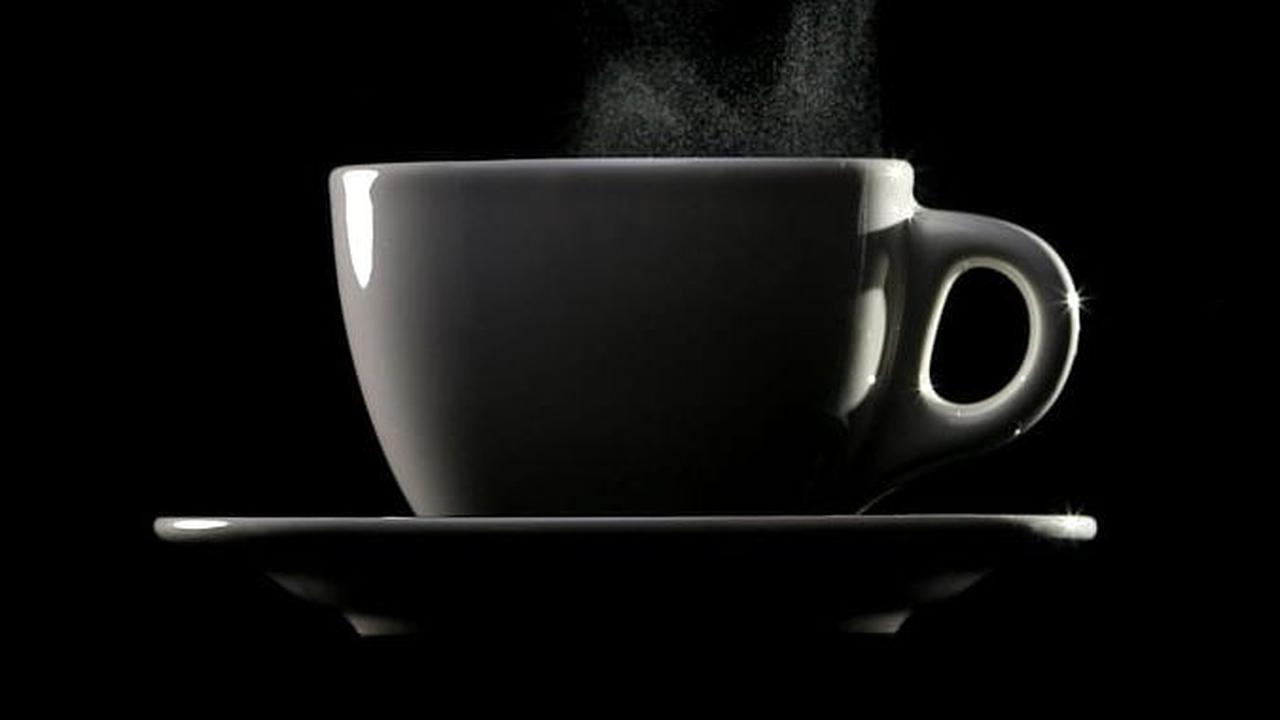 Menghilangkan gula dari kopi Anda akan membawa banyak manfaat, diantaranya adalah sebagai berikut: