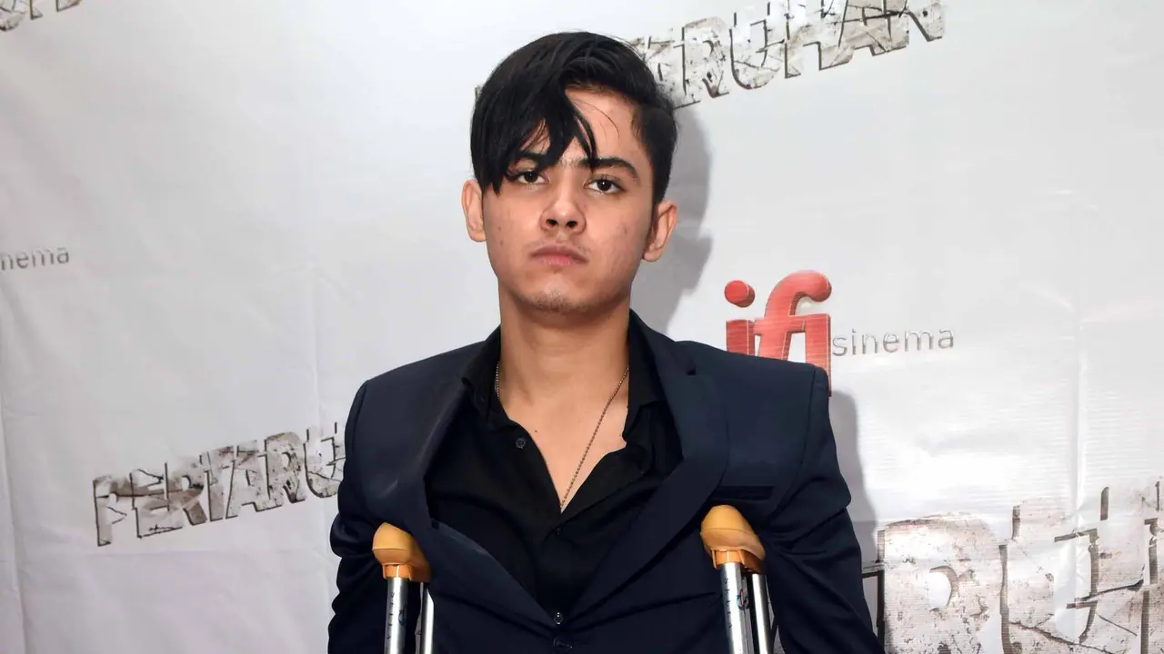 [Bintang] Berbaring di Pantai, Aliando Syarief Umumkan Lagu Baru