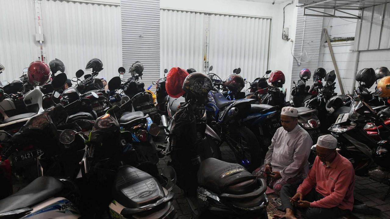 Ribuan jemaah berburu malam Lailatul Qadar di Bogor