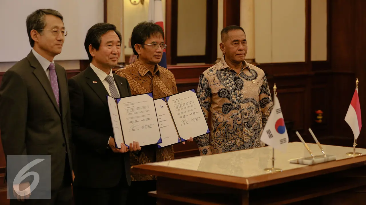 20151204-MoU-PT-Dirgantara-Indonesia-Dengan-Korea-Aerospace-Industries-FF